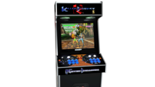 Arcade1Up Pro 系列于 2022 年 CES 上发布，包括 Happ 控件