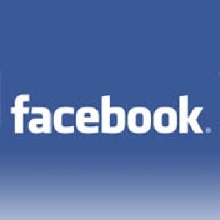 Facebook 推出 Places，与 Booyah、Foursquare、Gowalla 和 Yelp 合作